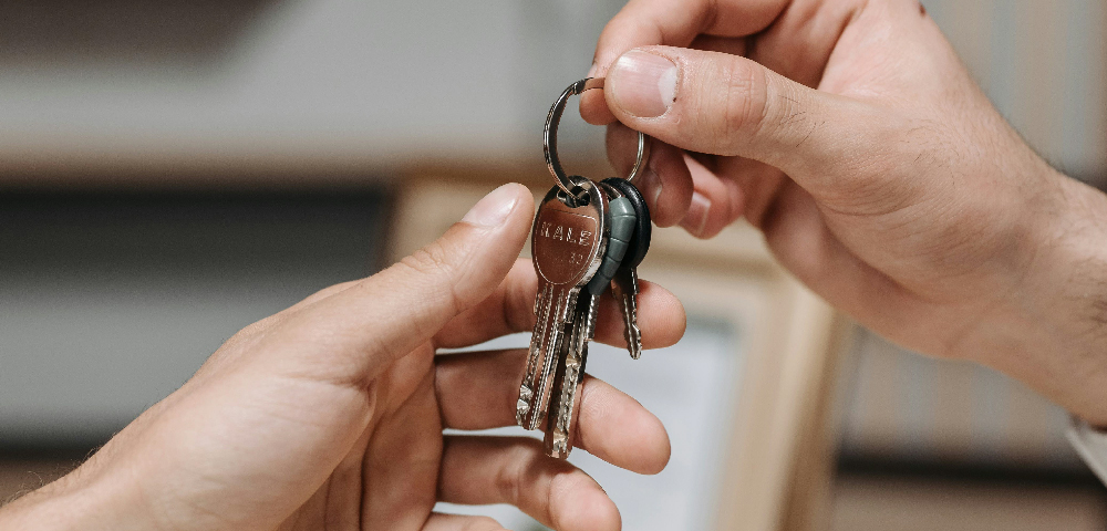 Explore ways to verify title and ownership in real estate property Explore ways to verify title and property ownership in real estate